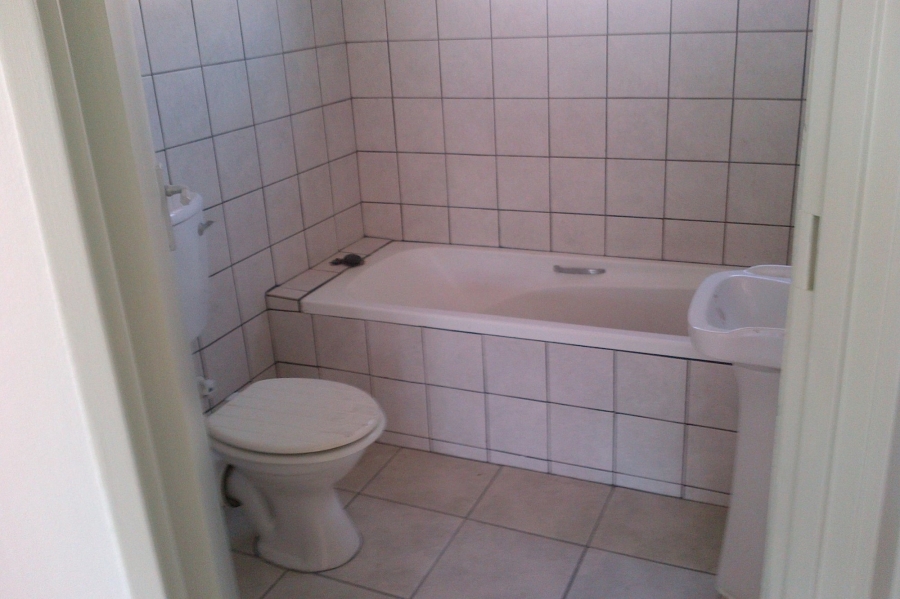 2 Bedroom Property for Sale in Groenvallei Western Cape